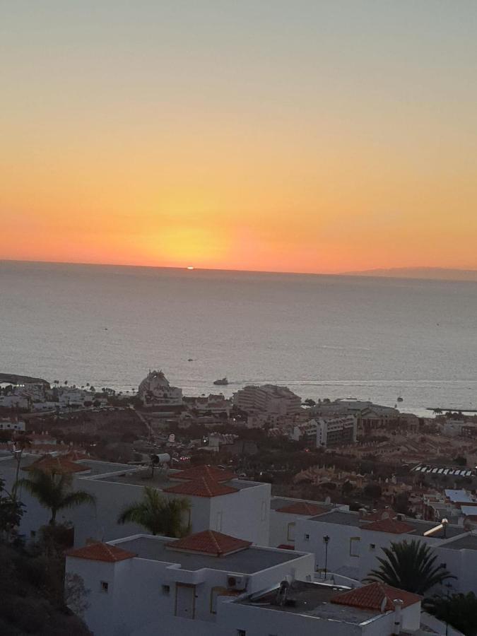 2 Bedroom Apartment With Breathtaking View Of The Sea - Sunset Costa Adeje  Exteriör bild